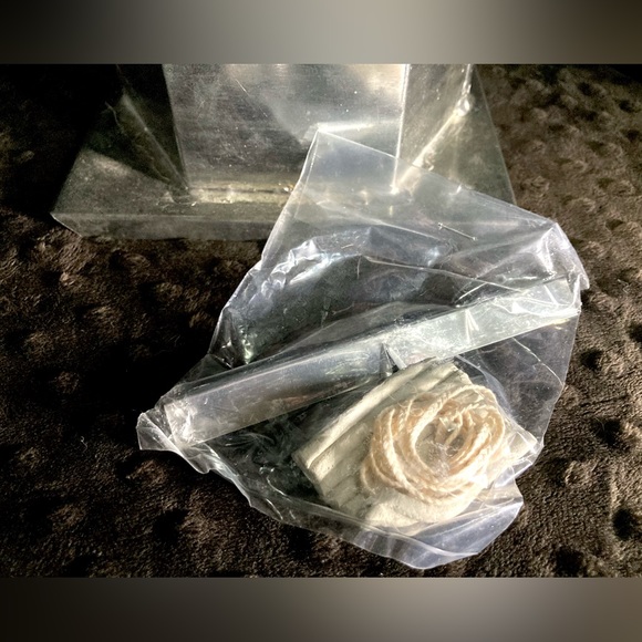 Vintage Old Stock | Large Hexagon Candle Mold - Picture 8 of 11